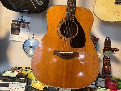 Yamaha 180 red label - yamaha, fg-180