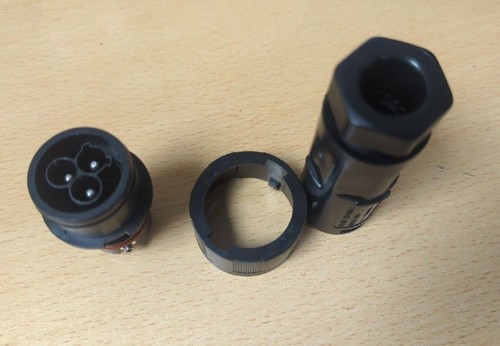 Single phase power - power, connector