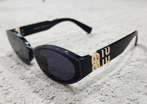 Miu sunglasses black - miu, in