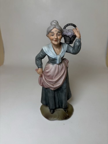 Vintage capodimonte style lady - style,