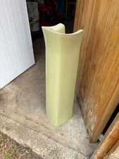 Shires naiad pedestal - ,