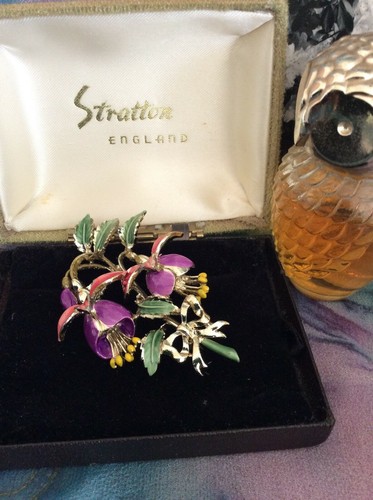 Vintage 1950s exquisite brooch - vintage,