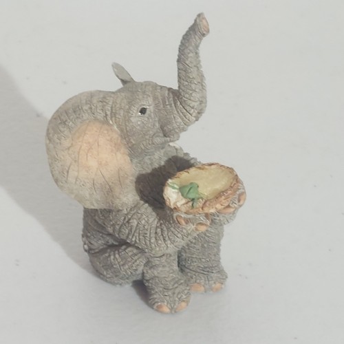 Tuskers elephant william - tuskers,