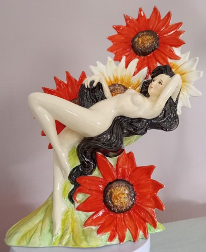 Carlton ware sunflower girl - sunflower,
