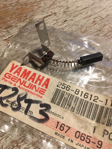 Yamaha 256 81612 - carbon, xs1