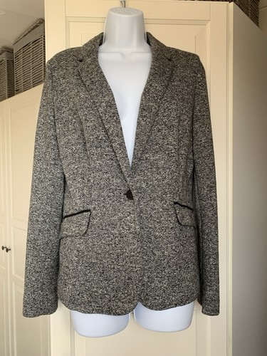 Nice grey fleck jacket - nice, jacket.