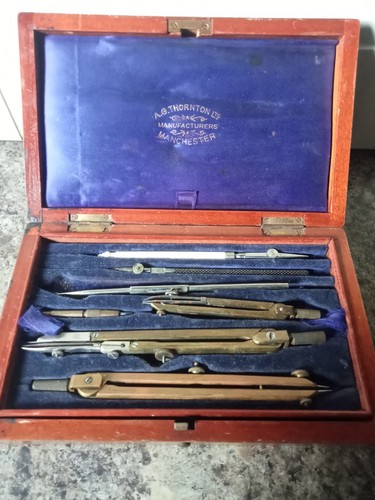 Antique mahogany cased - antique, set