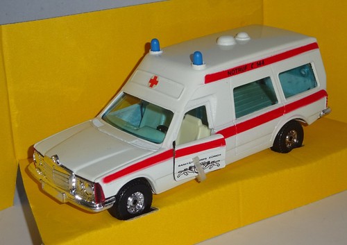 Corgi 406 mercedes bonna - 406/9,