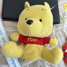 New With Tag Disney Winnie The Pooh Hand Puppet Soft Cuddle Toy