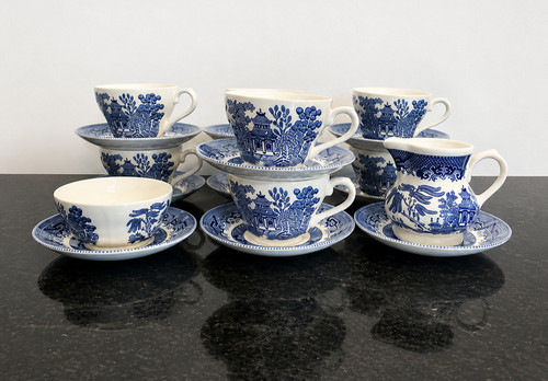 Blue willow tea set churchill - willow,