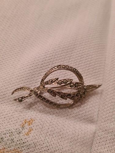 Vintage marcasite leaf ribbon - vintage,