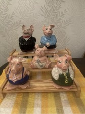 Wade NatWest pigs full set Of 5 With Stoppers