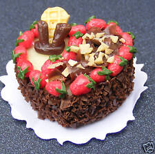 1:12 Scale Heart Shape Cake Chocolate & Strawberries Tumdee Dolls House NC16