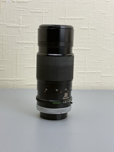 Canon 200mm 0 telephoto - fd, f/4.0