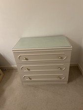 Chest of Drawers Classic