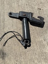 MERCEDES ATEGO CAB LIFT RAM AND BRACKET OF A 7.5 Ton 2008 BLUE TEC