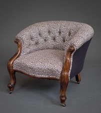 Victorian deep buttoned tub