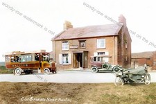 COL1033 - Bus & Car by The Cat