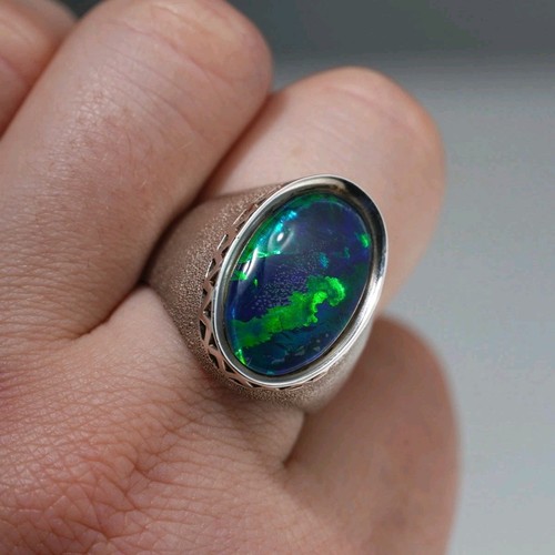 Large black opal - large,