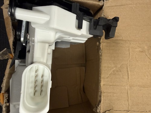 Car door lock actuator - lock, latch