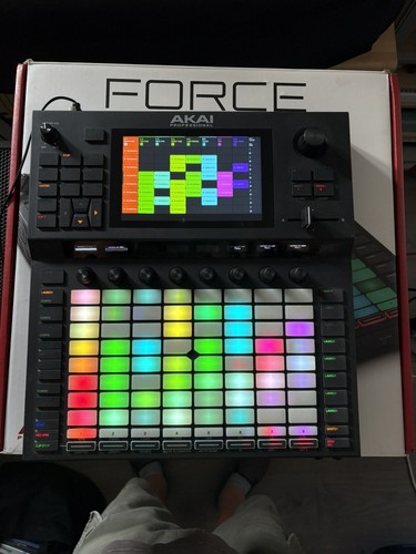 Akai force standalone - force, dj