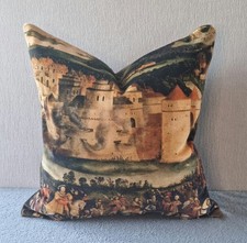 Designers Guild The Royal Collection Cloth Of Gold Peridot Fabric 43x43 cm