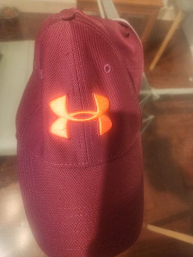 Under armour cap - under,