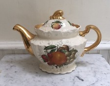 Vintage Teapot Cream Gold