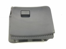 685201KP3B glove compartment