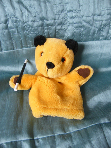 Sooty sweep hand - sweep,
