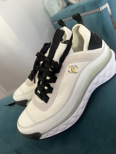 Chanel logo white black low - chanel, white/black