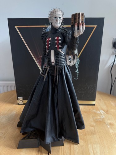Sideshow hellraiser pinhead - sideshow,