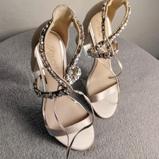 Jewel Badgley Mischka Shoes