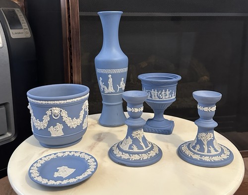 Antique wedgwood avon blue - avon,