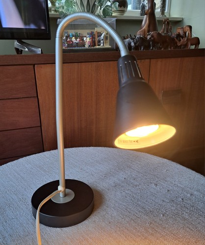 Ikea kvark swan - desk, lamp
