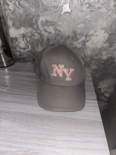 Womens grey and pink fear - and, no