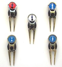 GOLF PITCH MARK REPAIRER AND