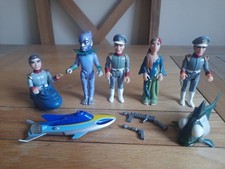Full Set Stingray Figures + Terror Fish And  Stingray Submarine + 2 Accessories 