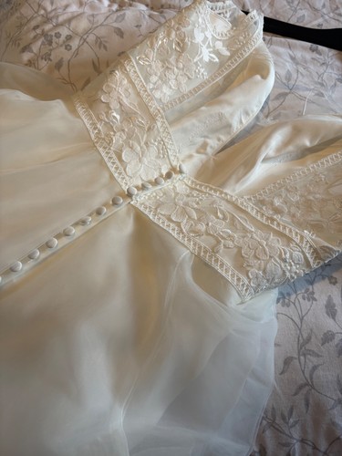 New with tags - -, stunning