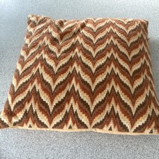 Needlepoint Tapestry woolwork Cushion Cover  & Pad -  Geometric pattern (i)