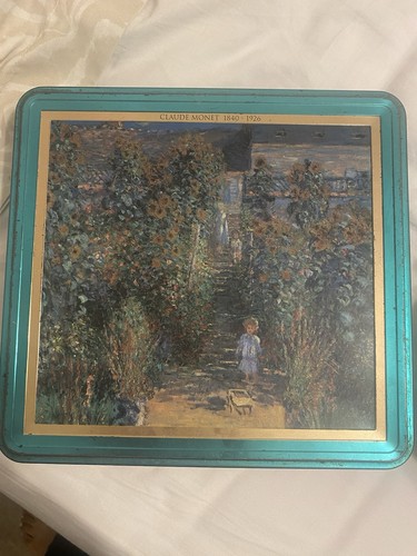 Rare vintage buiscuit box - rare,