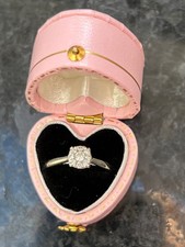 9ct White Gold Hallmarked