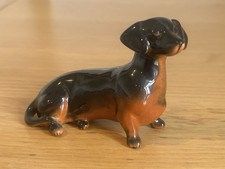 BESWICK Small Dachshund Figure