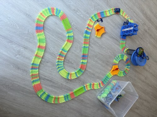Multi colour plastic - multi-colour,