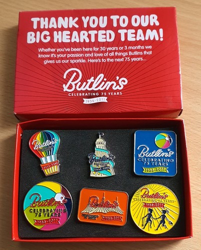 Butlins pin badge years - pin, 75