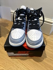 Air Jordan 1 Retro High University OG GSA blue/white Size 6, Worn