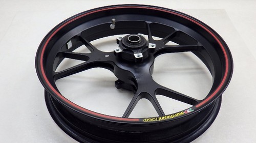 Ducati panigale 1299 front - s,