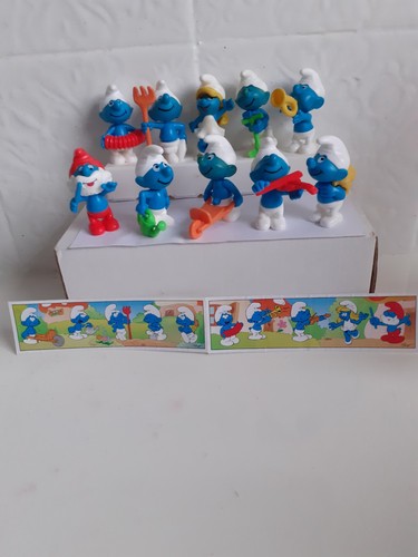Kinder surprise toys smurfs - kinder,