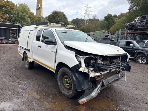Toyota hilux breaking - hilux, 2.4