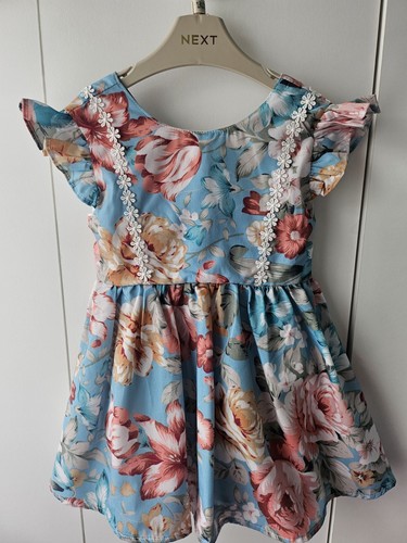 Dolly wears girl - blue, floral